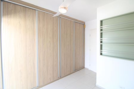 Casa de condomínio à venda com 81m², 2 quartos e 2 vagasSuíte 2