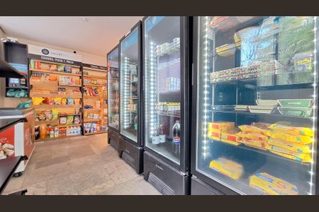 Apartamento para alugar com 89m², 1 quarto e 2 vagasMini Mercado