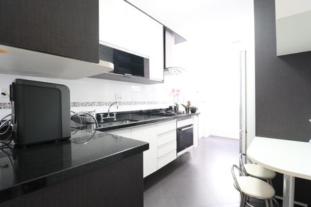 Apartamento para alugar com 89m², 1 quarto e 2 vagasCozinha e Área de Serviço
