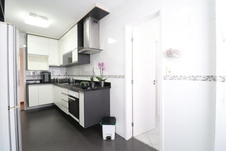 Apartamento para alugar com 89m², 1 quarto e 2 vagasCozinha e Área de Serviço