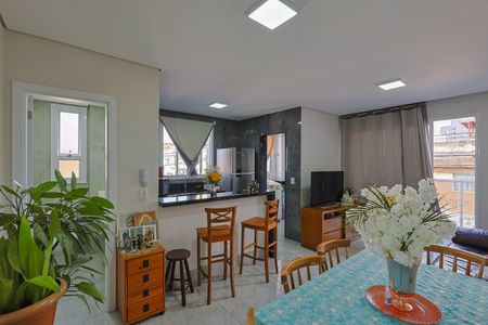 Sala/cozinha de apartamento à venda com 2 quartos, 73m² em Sagrada Família, Belo Horizonte