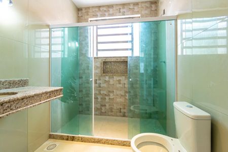 Casa para alugar com 124m², 3 quartos e 10 vagasBanheiro Social