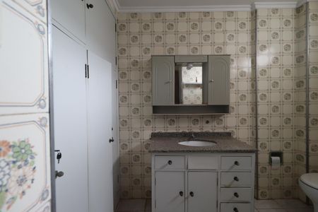 Apartamento para alugar com 159m², 4 quartos e 1 vagaBanheiro da Suíte