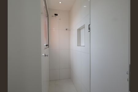 Apartamento à venda com 56m², 2 quartos e 1 vagaBanheiro da Suíte