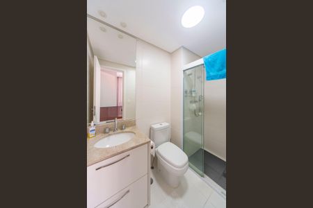 Apartamento à venda com 109m², 2 quartos e 2 vagasBanheiro do Quarto 1