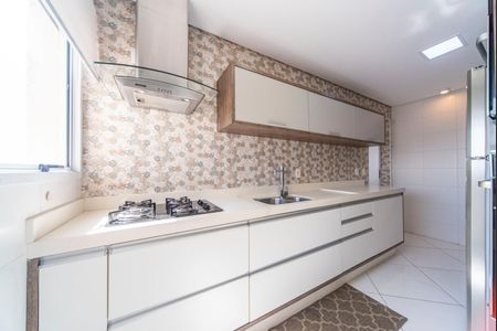 Apartamento à venda com 109m², 2 quartos e 2 vagasCozinha 