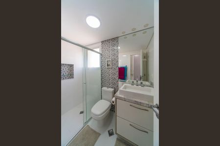 Apartamento à venda com 109m², 2 quartos e 2 vagasBanheiro do Quarto 2