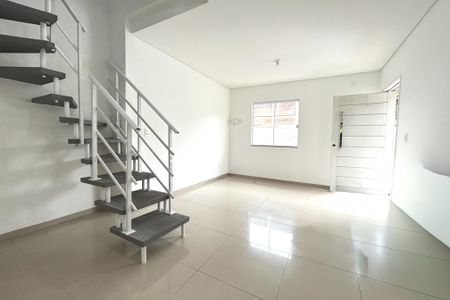 Apartamento para alugar com 98m², 2 quartos e 1 vaga Apartamento para alugar com 98m², 2 quartos e 1 vagaSala