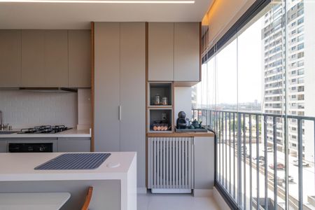 Apartamento para alugar com 67m², 3 quartos e 1 vagaÁrea de Serviço