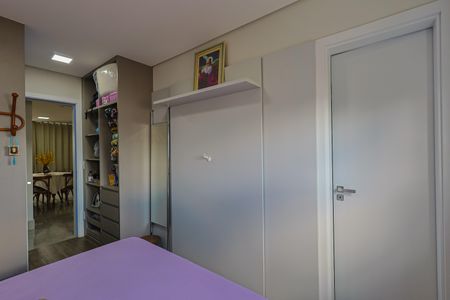Suíte de apartamento à venda com 2 quartos, 60m² em Sagrada Família, Belo Horizonte