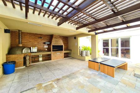 Apartamento à venda com 55m², 2 quartos e 1 vagaÁrea comum - Churrasqueira