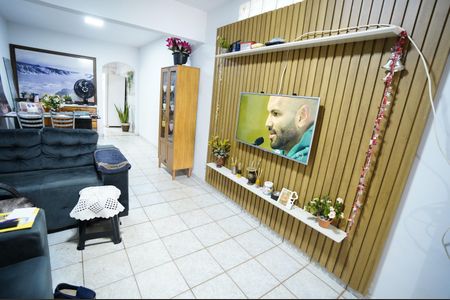 Sala de casa de condomínio para alugar com 3 quartos, 185m² em Anhangüera, Goiânia