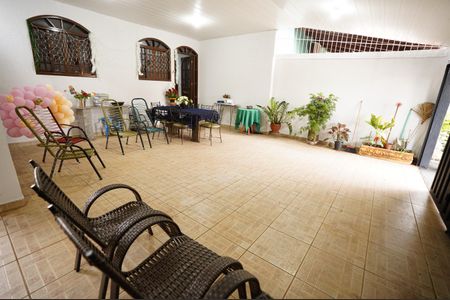Casa de condomínio para alugar com 185m², 3 quartos e 4 vagas Casa de condomínio para alugar com 185m², 3 quartos e 4 vagasÁrea comum