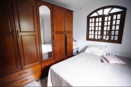 Casa de condomínio para alugar com 185m², 3 quartos e 4 vagas Casa de condomínio para alugar com 185m², 3 quartos e 4 vagasQuarto
