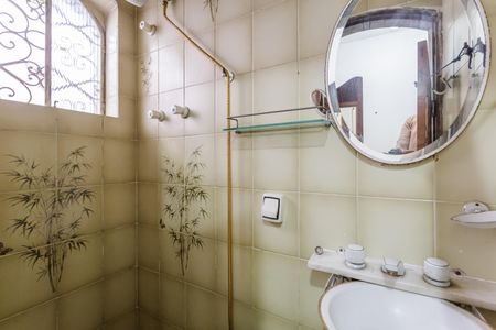 Casa para alugar com 209m², 4 quartos e 3 vagasBanheiro da Suíte 1