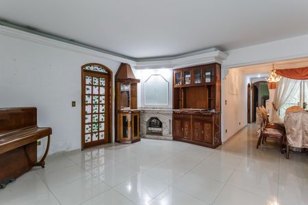 Sala de casa para alugar com 4 quartos, 209m² em Indianópolis, São Paulo