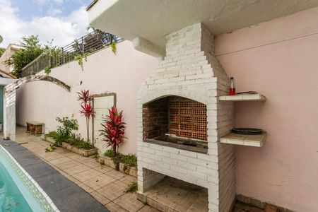 Casa para alugar com 209m², 4 quartos e 3 vagasChurrasqueira