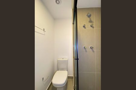 Studio para alugar com 25m², 1 quarto e sem vaga Studio para alugar com 25m², 1 quarto e sem vagaBanheiro