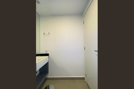 Studio para alugar com 25m², 1 quarto e sem vaga Studio para alugar com 25m², 1 quarto e sem vagaBanheiro