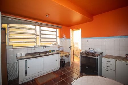 Casa à venda com 327m², 3 quartos e 4 vagasEdícula