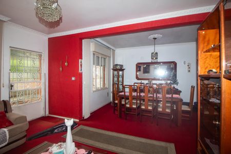 Casa à venda com 327m², 3 quartos e 4 vagasSala