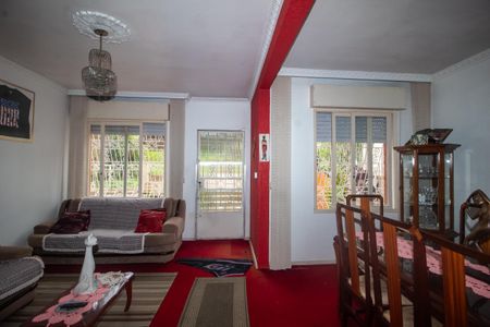 Casa à venda com 327m², 3 quartos e 4 vagasSala