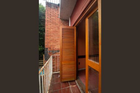 Casa à venda com 327m², 3 quartos e 4 vagasVaranda da Sala 3