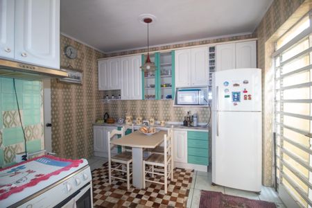 Casa à venda com 327m², 3 quartos e 4 vagasCozinha