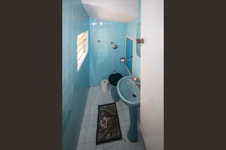 Casa à venda com 327m², 3 quartos e 4 vagasBanheiro Social