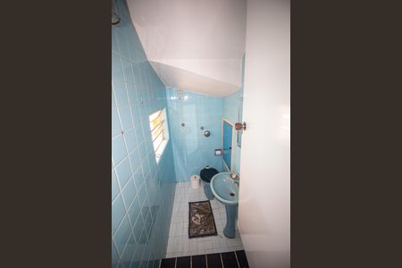 Casa à venda com 327m², 3 quartos e 4 vagasBanheiro Social