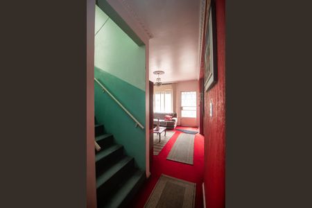 Casa à venda com 327m², 3 quartos e 4 vagasCorredor