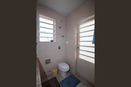 Casa à venda com 327m², 3 quartos e 4 vagasBanheiro Social 3