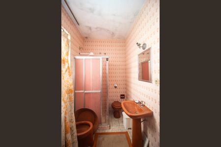 Casa à venda com 327m², 3 quartos e 4 vagasBanheiro Social 2