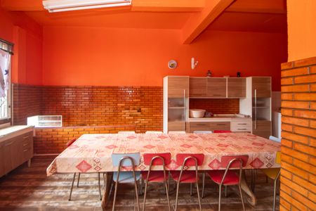 Casa à venda com 327m², 3 quartos e 4 vagasÁrea de serviço