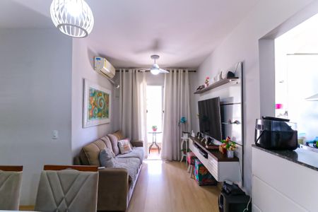 Apartamento à venda com 55m², 2 quartos e 1 vagaSala