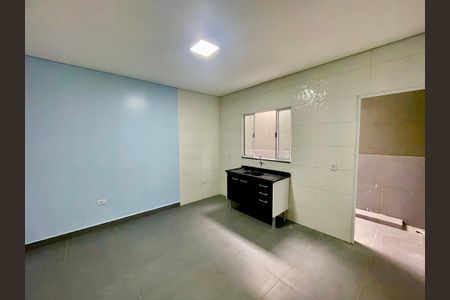 Sala / Cozinha  de casa para alugar com 1 quarto, 40m² em Vila Sao Joao Batista, Guarulhos