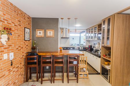 Apartamento à venda com 140m², 3 quartos e 2 vagasCozinha