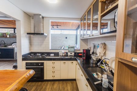 Apartamento à venda com 140m², 3 quartos e 2 vagasCozinha