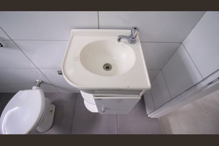 Casa para alugar com 80m², 2 quartos e sem vagaBanheiro