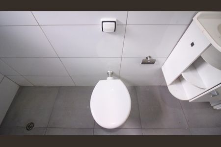 Casa para alugar com 80m², 2 quartos e sem vagaBanheiro