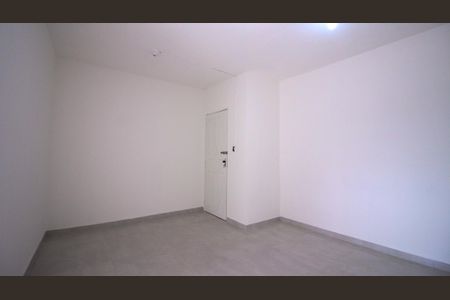 Sala de casa para alugar com 2 quartos, 80m² em Vila Alpina, São Paulo