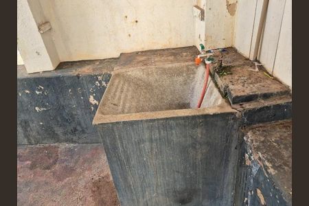 Casa para alugar com 1 quarto, 60m² em Vila Tiberio, Ribeirão Preto