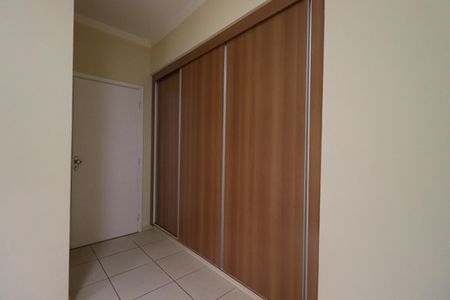 Apartamento para alugar com 70m², 2 quartos e 1 vagaSuíte