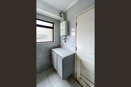 Apartamento para alugar com 77m², 3 quartos e 1 vagaÁrea de Serviço