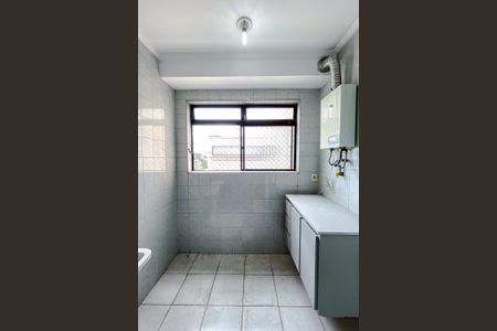 Apartamento para alugar com 77m², 3 quartos e 1 vagaÁrea de Serviço