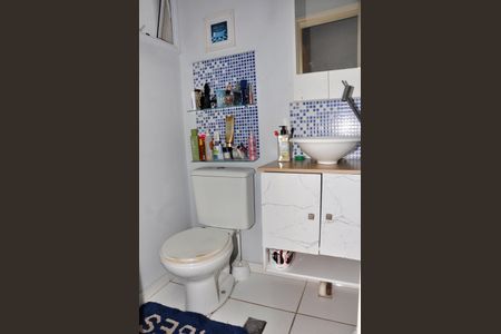 Apartamento à venda com 50m², 2 quartos e 1 vagaDetalhe - Banheiro Social