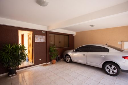 Casa à venda com 300m², 2 quartos e 3 vagasGARAGEM