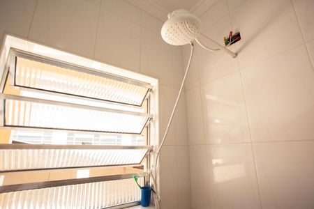 Casa à venda com 300m², 2 quartos e 3 vagasBANHEIRO