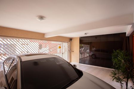 Casa à venda com 300m², 2 quartos e 3 vagasGARAGEM