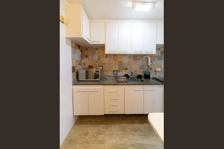 Apartamento à venda com 75m², 3 quartos e 2 vagasCozinha